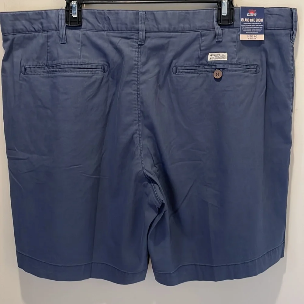 FAHERTY Island Life Shorts Size 40, NWT
